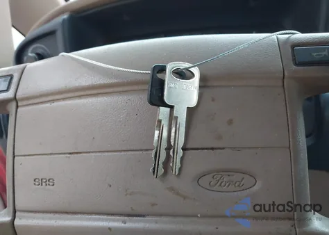 1997 Ford Aerostar Xlt from USA, damaged, VIN 1FMCA11U1VZA13422